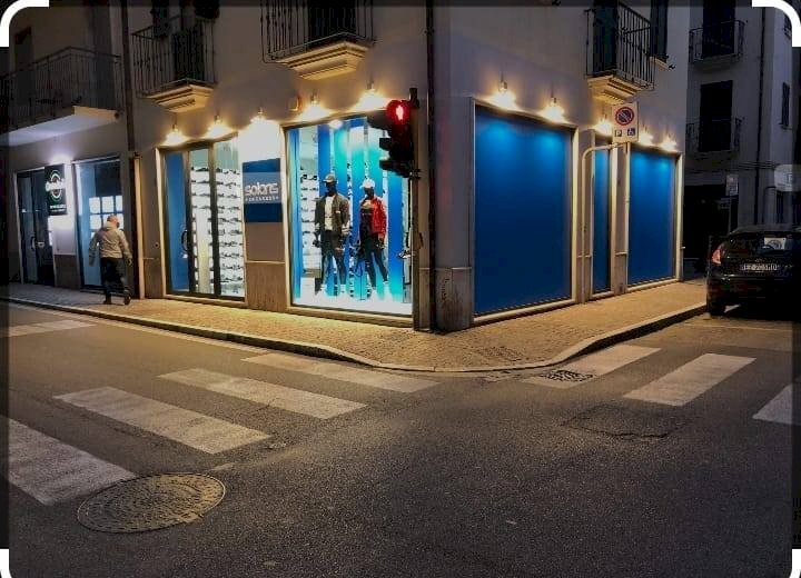 Locale Commerciale Via San Martino, San Benedetto del Tronto - foto 2