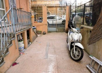 Terrazzo - Quadrilocale via Massimo d'Azeglio 5, Genova (zona Sampierdarena) - foto 10