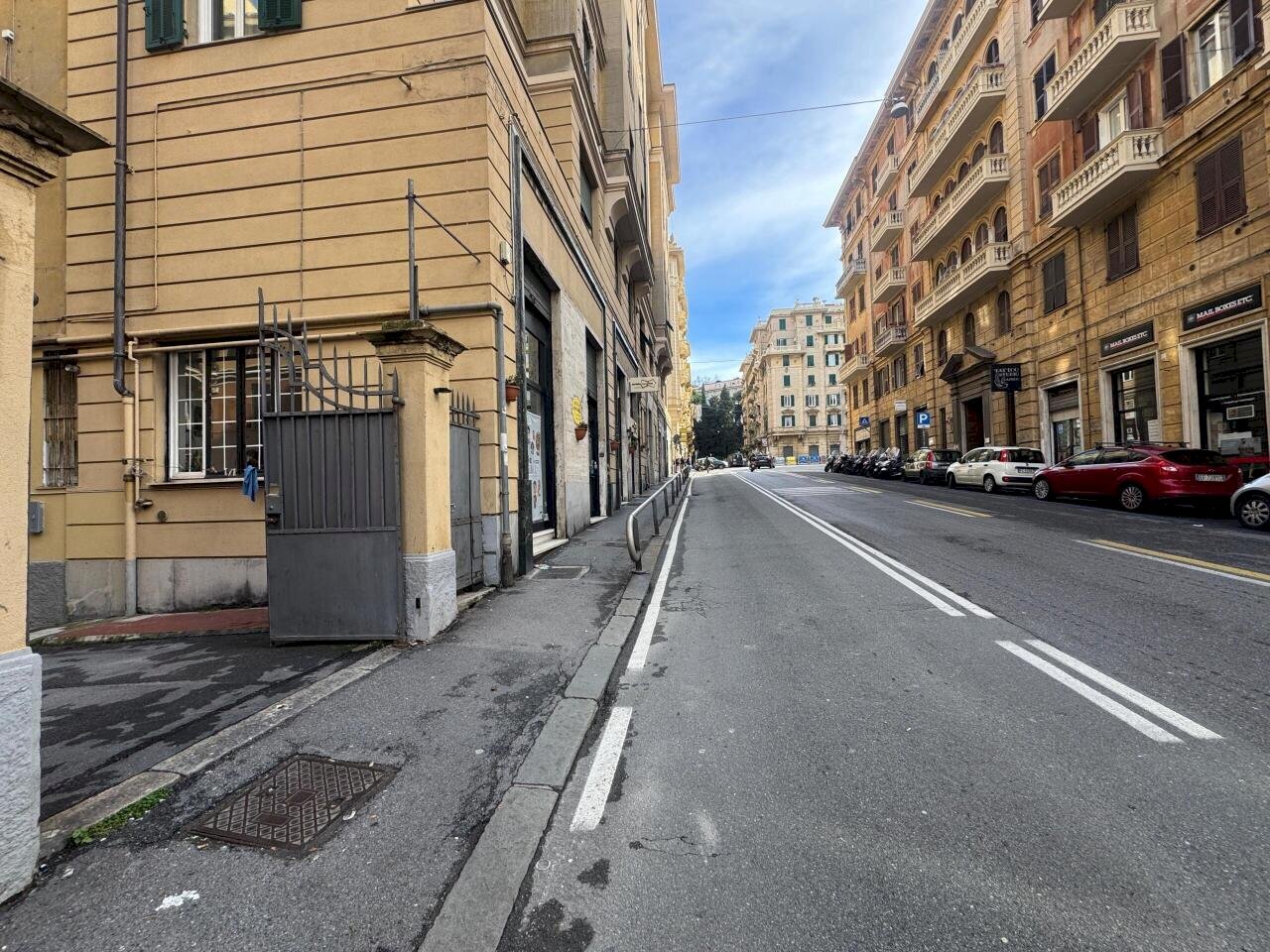 WhatsApp Image 2026-02-19 at 14.00.24 (1).jpeg - Parking space Via Giovanni Torti 44, Genova - photo 1