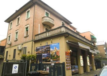 1.JPG - Locale Commerciale Reggio nell'Emilia - foto 1