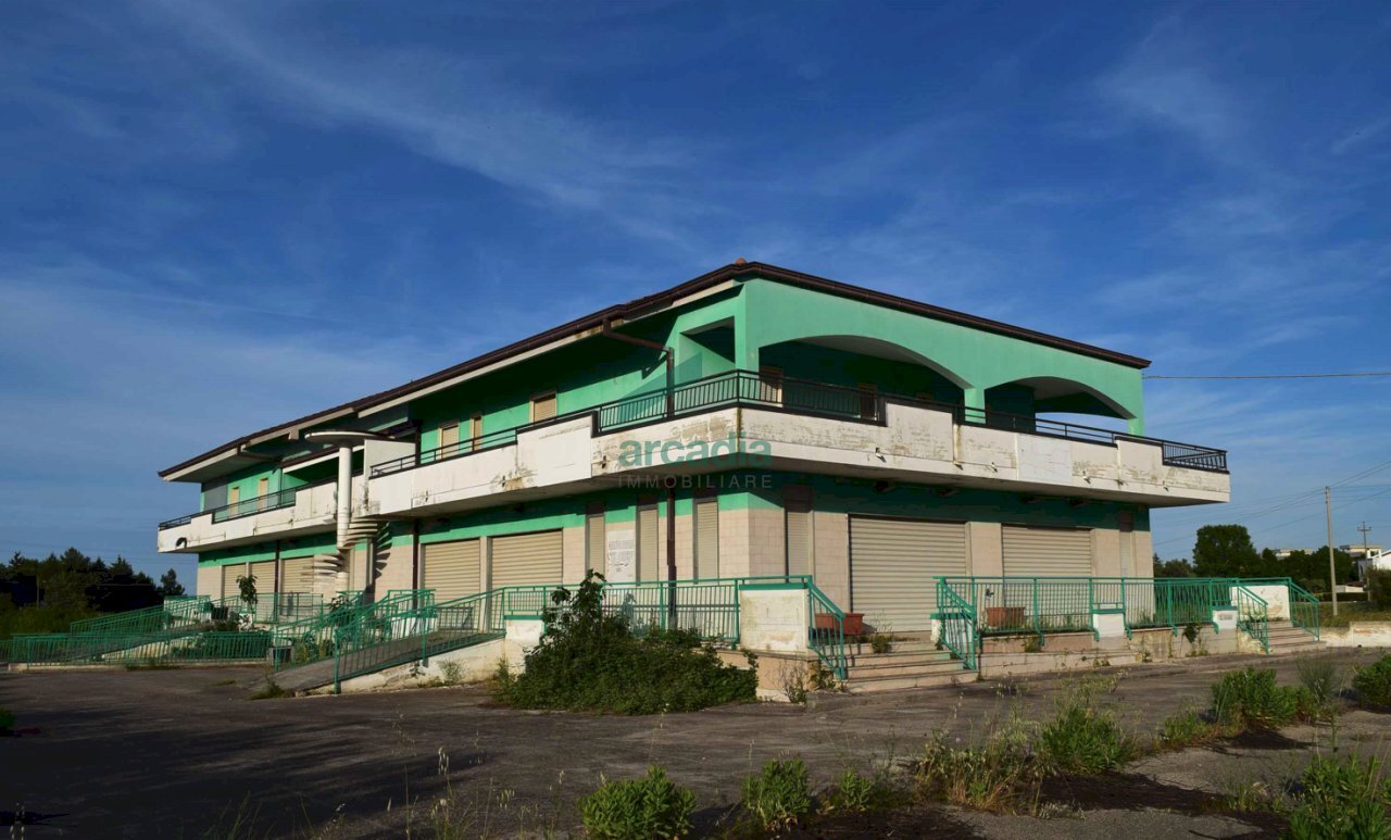 Facciata - Locale Commerciale Provinciale per Acquaviva 1812, Gioia del Colle - foto 1