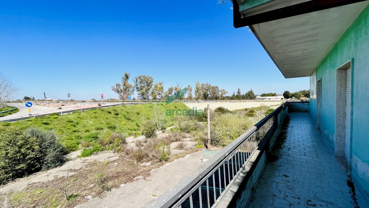 IMG_E9502.JPG - Locale Commerciale Provinciale per Acquaviva 1812, Gioia del Colle - foto 3