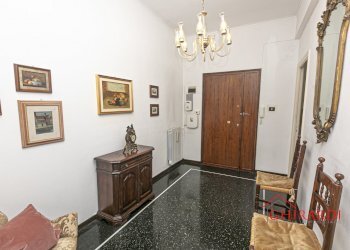 1.2 ingresso.jpg - Appartamento VIA GIOVANNI AMBROGIO MOLFINO  10, Genova - foto 4