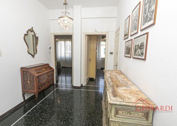 1.4 ingresso.jpg - Appartamento VIA GIOVANNI AMBROGIO MOLFINO  10, Genova - foto 6