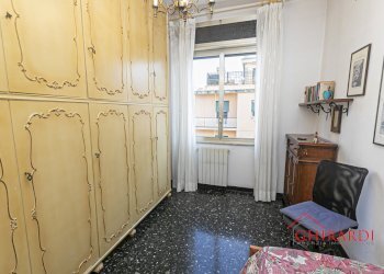 6.1 camera 2.jpg - Appartamento VIA GIOVANNI AMBROGIO MOLFINO  10, Genova - foto 25