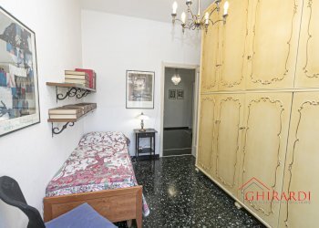 6.3 camera 2.jpg - Appartamento VIA GIOVANNI AMBROGIO MOLFINO  10, Genova - foto 27