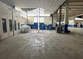 1240508_w7omx22g6v.jpg - Commercial Premises Via Acquale 25, Massa - photo 3