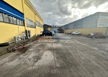 1240508-d3z910s.jpg - Commercial Premises Via Acquale 25, Massa - photo 8