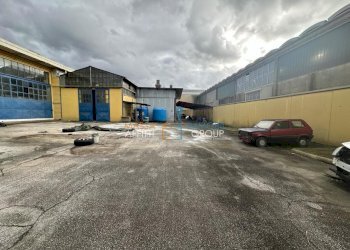 1240508-svm447.jpg - Commercial Premises Via Acquale 25, Massa - photo 14