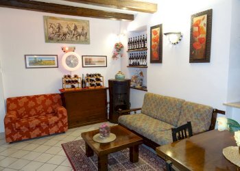 DSC01041.JPG - Casale Ostra Vetere - foto 13