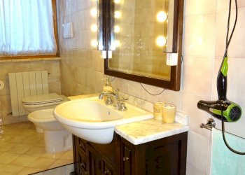 DSC01054.JPG - Casale Ostra Vetere - foto 24