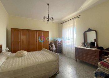 camera da letto 1 - Casale Loreto Aprutino - foto 10