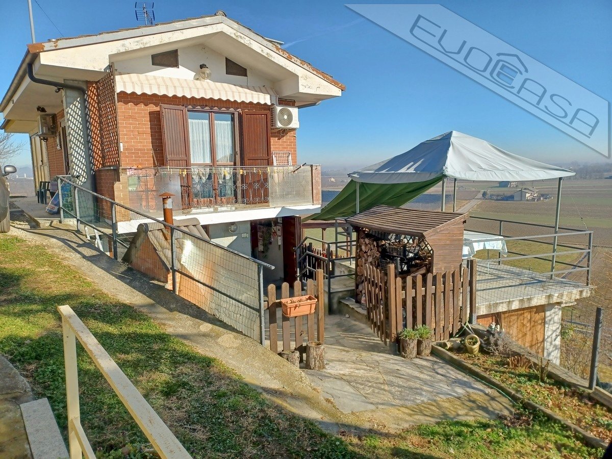 Independent house Via Provinciale Saluzzo 28, Barge - photo 1