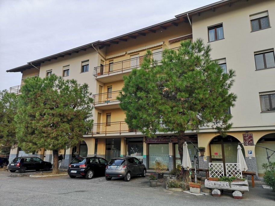 FACCIATA - Negozio Via Carlo Antonio Coda, 22, Biella - foto 1