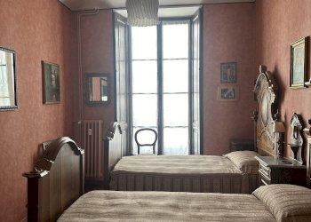 Camera da letto - Appartamento via San Quintino, 16, Torino (zona Centro) - foto 9