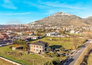Single Family Villa Via Valle, Arce - photo 9