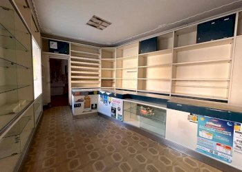 NEGOZIO - Casa indipendente via Tommaso Vallauri, 58, Chiusa di Pesio - foto 4