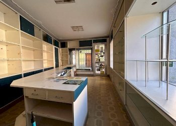 NEGOZIO - Casa indipendente via Tommaso Vallauri, 58, Chiusa di Pesio - foto 5