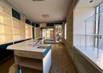 NEGOZIO - Casa indipendente via Tommaso Vallauri, 58, Chiusa di Pesio - foto 6