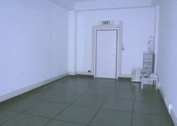 P1080520.JPG - Ufficio Via Fieschi  3, Genova - foto 6