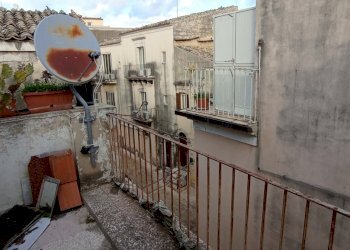 IMG_20240129_154012.jpg - Villa Ragusa - foto 9