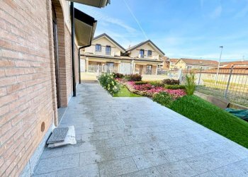 Villa Via Giacomo Leopardi, La Loggia - foto 15