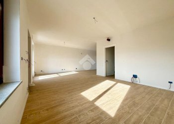 Villa Via Giacomo Leopardi, La Loggia - foto 16