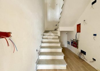 Villa Via Giacomo Leopardi, La Loggia - foto 21