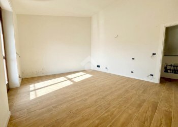 Villa Via Giacomo Leopardi, La Loggia - foto 27