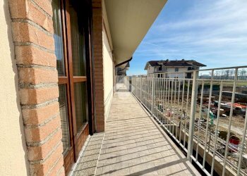 Villa Via Giacomo Leopardi, La Loggia - foto 33