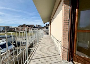 Villa Via Giacomo Leopardi, La Loggia - foto 4