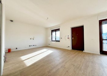 Villa Via Giacomo Leopardi, La Loggia - foto 44