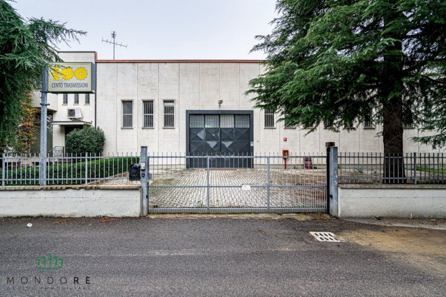 Capannone Via Friuli, Castel San Pietro Terme (zona Bolognina) - foto 1