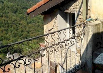 Balcone - Trilocale via Santo Stefano, 3, Castel Vittorio - foto 11