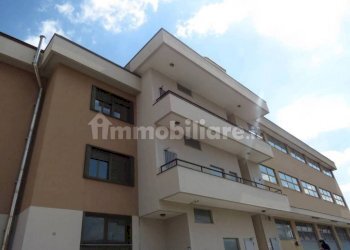 Facciata - Negozio via Don Bartolomeo Grazioli, 57, Milano - foto 29