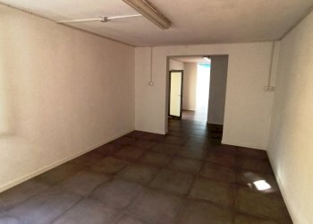 IMG_20240127_110705.jpg - Locale Commerciale Luni - foto 4