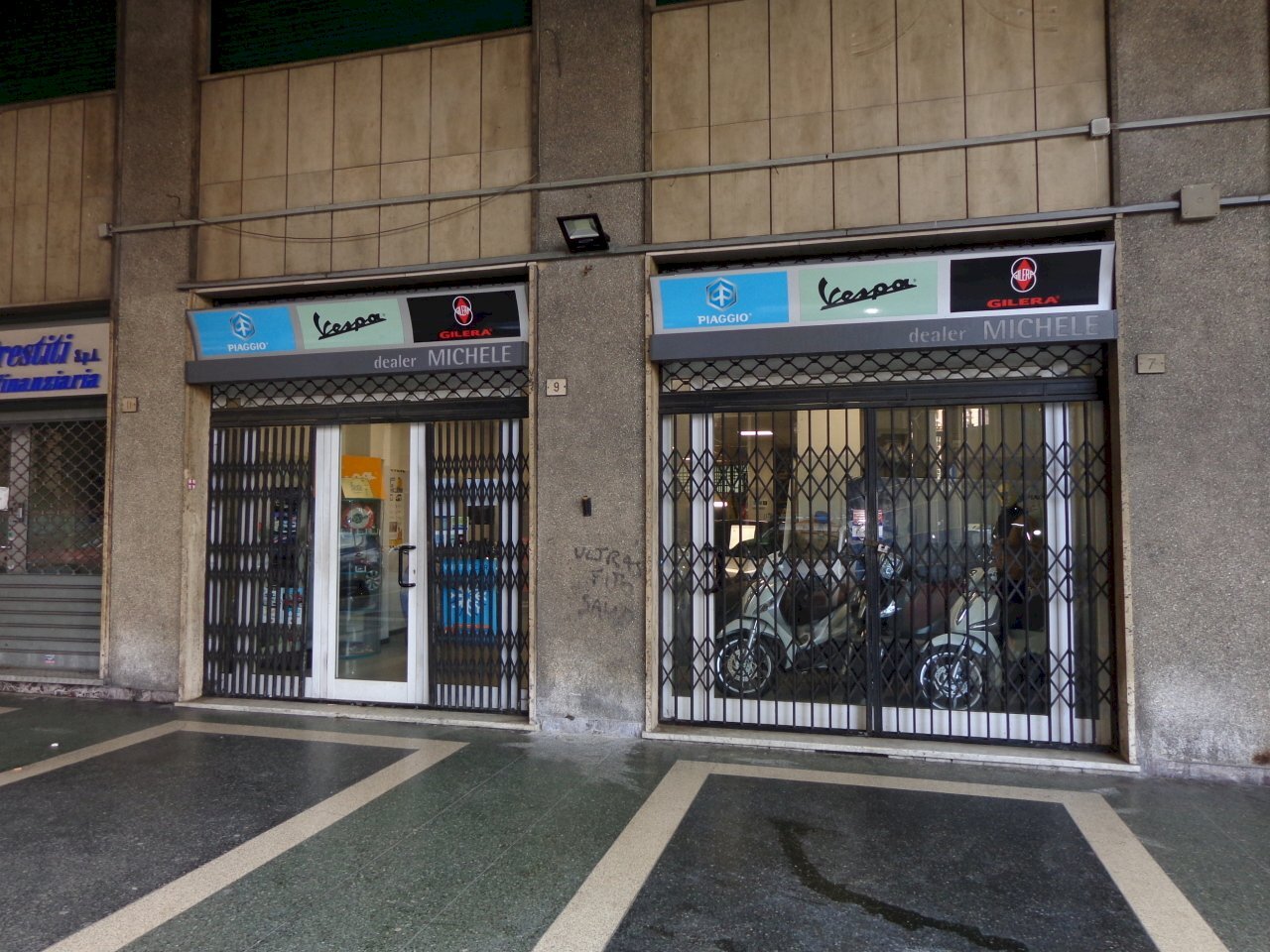 DSC09808.JPG - Commercial Premises Via Tullio Molteni 7R 9R, Genova - photo 2