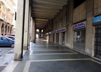 DSC09809.JPG - Locale Commerciale Via Tullio Molteni 7R 9R, Genova - foto 3