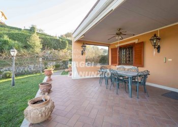 0002.jpg - Villa Via di Grotte Maria 1, Frascati - foto 3