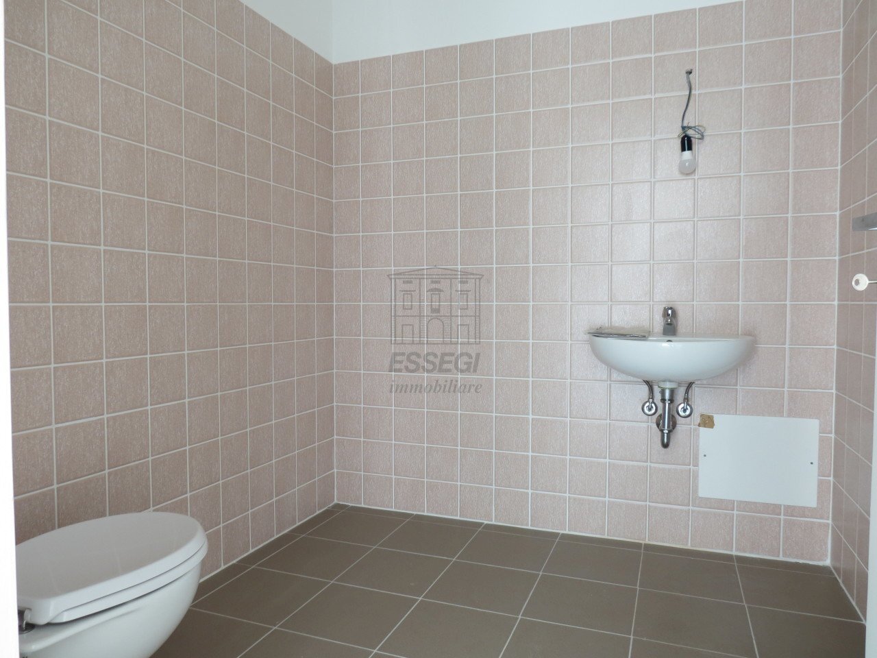 UFFICI NUOVI IN AFFITTO LC01910 (8).JPG - Ufficio Via dei Coselli, lammari 24, Capannori - foto 2