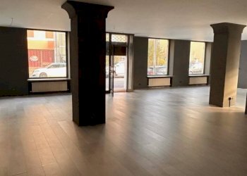 NEGOZIO OPENSPACE - Shop via Candelo, 28, Biella - photo 2