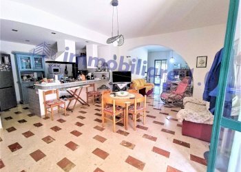 Stanza arredata - Villa contrada Marmora, Castellammare del Golfo - foto 18