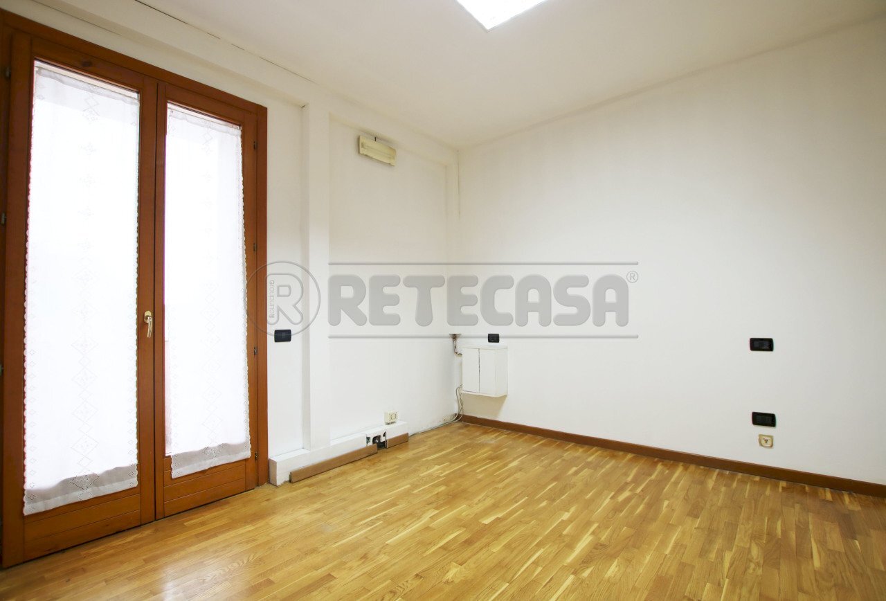 IMG_3375.JPG - Ufficio viale riviera berica 451, Vicenza - foto 2