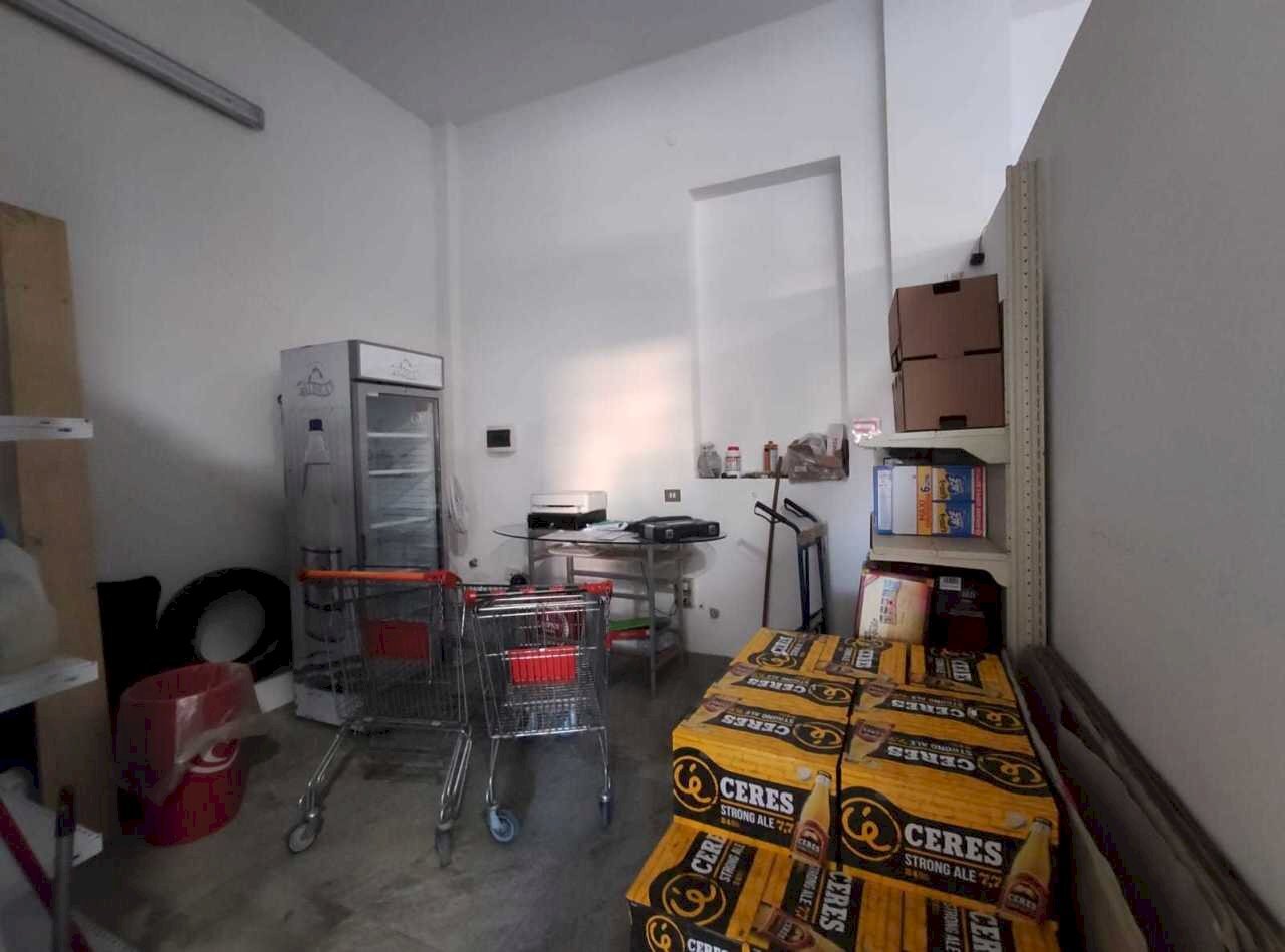 IMG-20240207-WA0008.jpg - Locale Commerciale Via Filisto 115, Siracusa - foto 2