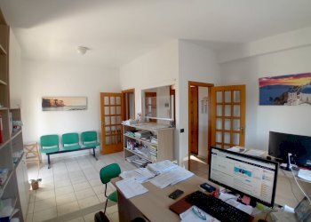 sala da pranzo - Appartamento Via Gabriele D'Annunzio 43, Manoppello - foto 5