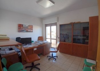 camera da letto - Appartamento Via Gabriele D'Annunzio 43, Manoppello - foto 10