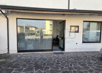 Esterno - Non Alimentare Via Veneto 8, Castegnero - foto 5