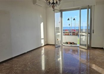 Trilocale Lavagna - foto 1