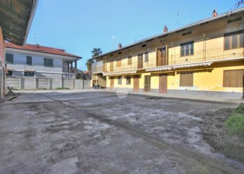 Independent house Vicolo Carlo Angelino, Cigliano - photo 5