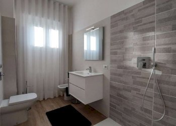 FOTO BAGNO SPAZIO COMUNE - Trilocale via PRIMATICCIO, 90, Milano - foto 7